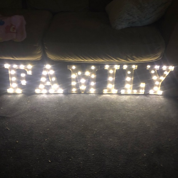 6 piece light up FAMILY sign - Picture 2 of 2